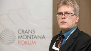 Καθηγητής Anis Bajrektarevic: «Η Ουκρανία είναι όμηρος ενός διλήμματος»