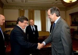 Ο Αχμέτ Νταβούτογλου στην Αθήνα – Γιατί αποφασίστηκε να γίνει η επίσκεψη