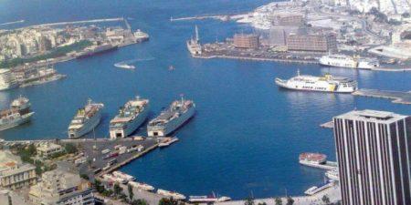 Το ΕΒΕΠ ζητάει να διαφυλαχθεί η ουδετερότητα του εμπορικού λιμανιού του Πειραιά από τον «πόλεμο των δασμών»