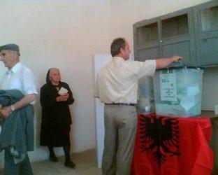Με επιθέσεις κατα Ελλήνων υποψηφίων συνεχίζεται η προεκλογική εκστρατεία των δημοτικών εκλογών στην Αλβανία