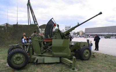 Πρόγραμμα προμήθειας 429 αντιαεροπορικών πυροβόλων ενέκρινε η ινδική κυβέρνηση