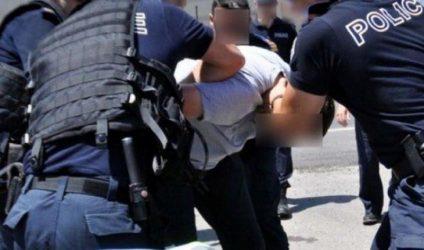 Σύλληψη δύο στελεχών ΜΚΟ με ψεύτικο στρατιωτικό όχημα στη Λέσβο