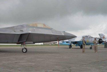 Για πρώτη φορά μαχητικά 5ης γενιας F-22A Raptor στα Βαλκάνια (Video)
