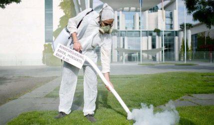 Η Bayer φέρεται να ενδιαφέρεται για την αγορά της Monsanto