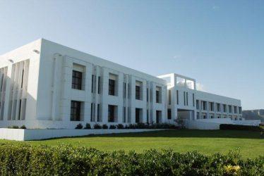 Πανεπιστήμιο Κρήτης και Κέμπριτζ καινοτομούν: Εφτιαξαν συσκευή που κάνει ακόμα πιο γρήγορα τα τσιπάκια