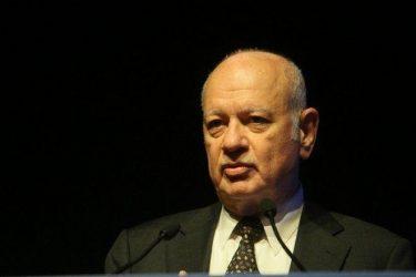 Ομολογία-βόμβα του υπουργού Οικονομίας: Διαπραγματευόμαστε μείωση του αφορολόγητου