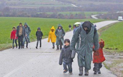 Die Welt: Η μυστική συμφωνία Μέρκελ, Ρούτε και Νταβούτογλου για τους πρόσφυγες
