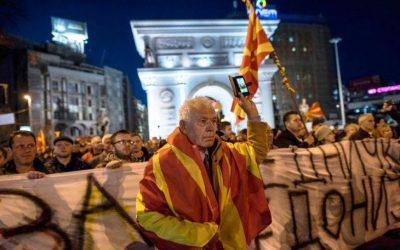 Σκοπιανό: Ένα γήπεδο και ένας Περιφερειάρχης τρομάζουν την κυβέρνηση