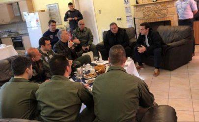 Σκύρος: Τσίπρας και Καμμένος στην 135 Σμηναρχία Μάχης