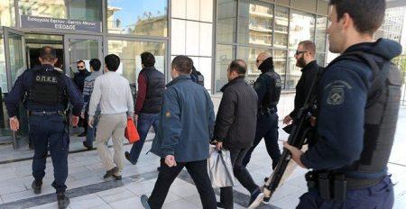 Times: Αγνοούνται δύο από τους 8 τούρκους αξιωματικούς