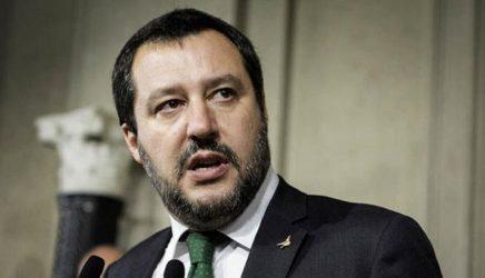 Σαλβίνι για Γιούνκερ: «Μιλώ μόνον με άτομα που δεν πίνουν»