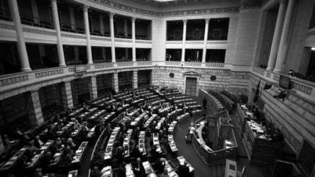 Oλοταχώς προς τη συμφορά