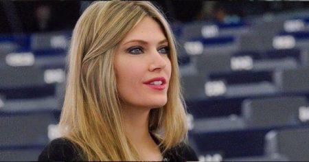 Εύα Καϊλή για δηλώσεις Τσιρώνη – Να σιωπήσουν οι αμόρφωτοι & ανιστόρητοι!