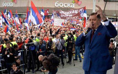 Την αλλαγή του ονόματος της Σερβικής Δημοκρατίας ζητά βοσνιακό κόμμα – Με απόσχιση απειλούν οι Σέρβοι