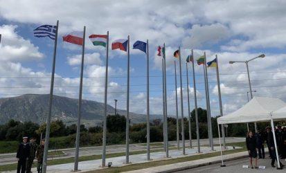 Κρήτη – Η Ουκρανική σημαία δίπλα σε αυτές των άλλων χωρών του ΝΑΤΟ