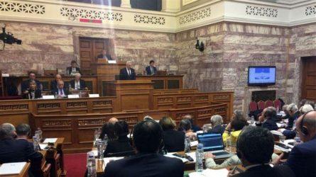 Τούρκος βουλευτής απειλεί μέσα στην ελληνική Βουλή: «Οι ενέργειες στην Κύπρο θα έχουν συνέπειες»