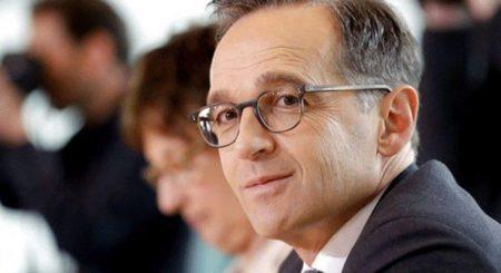 Τους βομβαρδισμούς του ΝΑΤΟ στη Γιουγκοσλαβία υπερασπίστηκε ο υπουργός Εξωτερικών της Γερμανίας