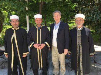 Η Θράκη – Η αμερικανική διπλωματία συνομιλεί με τους νόμιμους μουφτήδες και υποψήφιοι δήμαρχοι με τους παράνομους