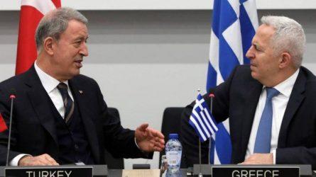 Συνάντηση Αποστολάκη – Ακάρ στις Βρυξέλλες