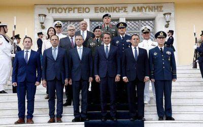 Υπουργός Άμυνας: Να αυξήσουμε το αξιόμαχο των ενόπλων δυνάμεων