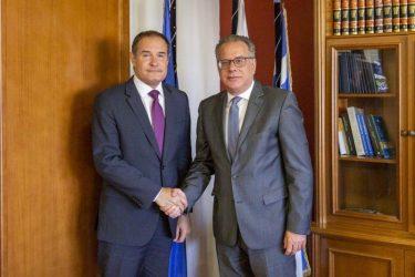 Κουμουτσάκος: Η Ελλάδα έχει εξαντλήσει τις δυνατότητές της στο μεταναστευτικό