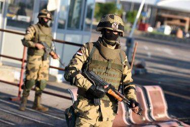 Αίγυπτος: Δυνάμεις των υπηρεσιών ασφαλείας αναπτύχθηκαν στην πλατεία Ταχρίρ