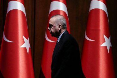 Ερντογάν: Θα ανοίξουμε τα σύνορα για τους πρόσφυγες αν δεν υποστηριχθεί η «ζώνη ασφαλείας»