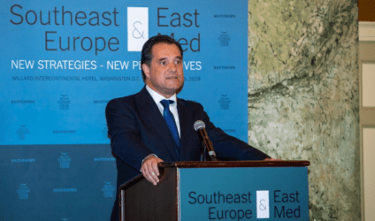 Υπουργός Ανάπτυξης: Αν κάποιος θέλει να επενδύσει στην Ελλάδα, τώρα είναι η σωστή στιγμή