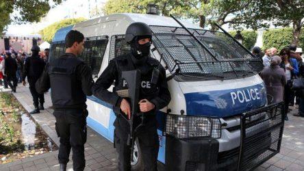 Τυνησία: Aνατινάχθηκε μπροστά από την πρεσβεία των ΗΠΑ