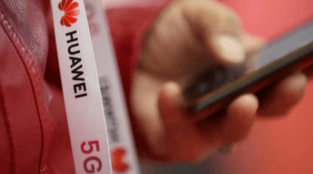 Το Λονδίνο ψάχνει τρόπους να απομακρύνει τη Huawei