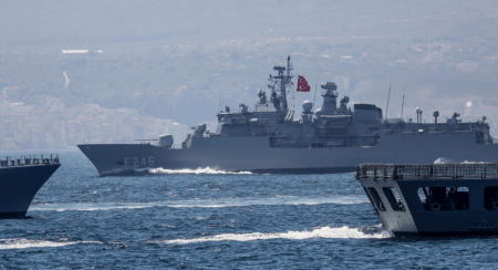 Λίγοι Τούρκοι στρατιώτες στα «16 στρέμματα» και όλος ο στόλος τους στην Λιβύη