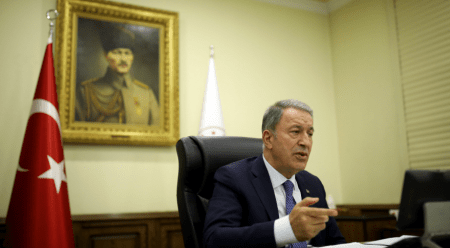 Τους τελειώνει ο χρόνος – Η τα βρίσκουμε ή θα λυπηθείτε απειλεί ο Ακάρ