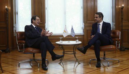 Τηλεφωνική επικοινωνία Νίκου Αναστασιάδη με τον Έλληνα Πρωθυπουργό