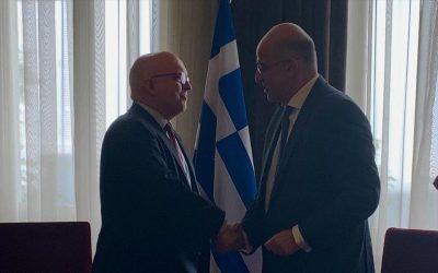 Τηλεφωνική επικοινωνία του Έλληνα Υπουργού Εξωτερικών με τον Φίλιπ Ρίκερ