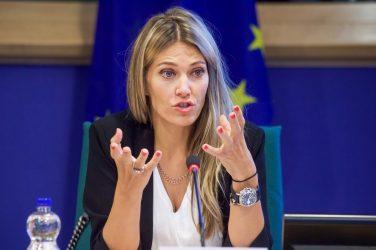 Απάντηση Κομισιόν στην Εύα Καΐλή: Η Τουρκία θεωρείται ασφαλής χώρα για τους πρόσφυγες