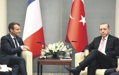 Ο Μακρόν θα συναντηθεί με τον Τούρκο πρόεδρο Ερντογάν την Τετάρτη στη Μαδρίτη