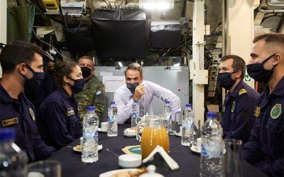 Πρωθυπουργός: Τα υπερσύγχρονα υποβρύχιά μας είναι οι αόρατες και αθόρυβες ασπίδες που υπερασπίζονται τα κυριαρχικά μας δικαιώματα