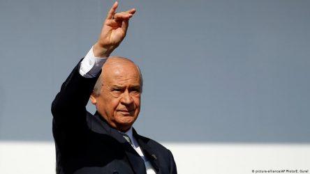 Γερμανία: Υπέρ της απαγόρευσης των «Γκρίζων Λύκων»