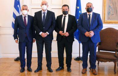 Συνάντηση Νίκου Δένδια με εκπροσώπους της Ελληνικής Μειονότητας στην Βόρεια Ήπειρο: «Η Ελλάδα σταθερά στο πλάι της Ελληνικής Εθνικής Μειονότητας στην Αλβανία».