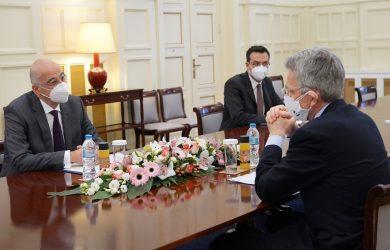 FM Dendias meets with US Ambassador Geoffrey Pyatt