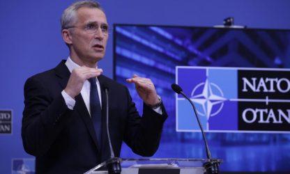 Στόλτεμπεργκ: Το ΝΑΤΟ δεν πρόκειται να αναπτύξει ομάδες μάχης στην Ουκρανία