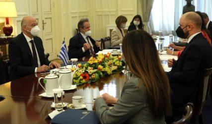Συνάντηση Νίκου Δένδια με τον ΥΠΕΞ του Μαυροβουνίου
