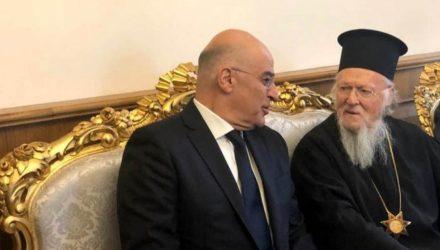 Επίσκεψη του Υπουργού Εξωτερικών στο Φανάρι – Συνάντηση με τον Οικουμενικό Πατριάρχη