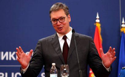 Σερβία: Συγχώνευση δύο κομμάτων που ενισχύει την πολιτική δύναμη του Βούτσιτς