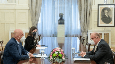 Συνάντηση Νίκου Δένδια με τον Σλοβένο πρέσβη