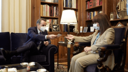 Συνάντηση του πρωθυπουργού με την Πρόεδρο της Δημοκρατίας