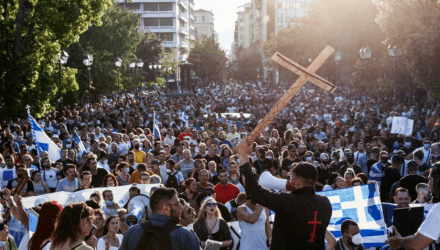 Η Εκκλησία οφείλει να προστατέψει την Δημοκρατία και η Πολιτεία να την προστατέψει από τους ακροδεξιούς εκβιαστές της