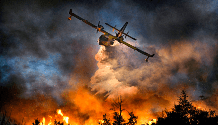Αεροσκάφος Canadair CL-415 στέλνει η Ελλάδα στην Αλβανία για τη μεγάλη πυρκαγιά στο νησί Σασών