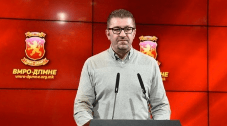 Βόρεια Μακεδονία: Ο αρχηγός του VMRO σχεδιάζει να αλλάξει την συμφωνία των Πρεσπών μετά από εκλογές