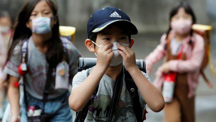 Κλείνει τα σύνορα η Ιαπωνία – Πτώση ο Nikkei 225